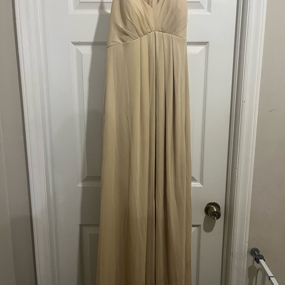 Maternity bridesmaid dress. - Picture 3 of 3